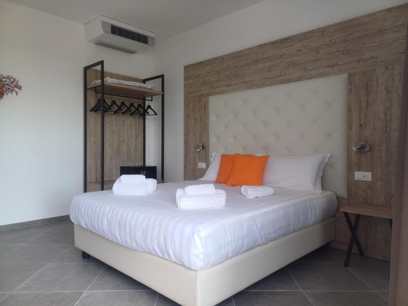 Domo Annalisa Hotel Tortoli Bagian luar foto
