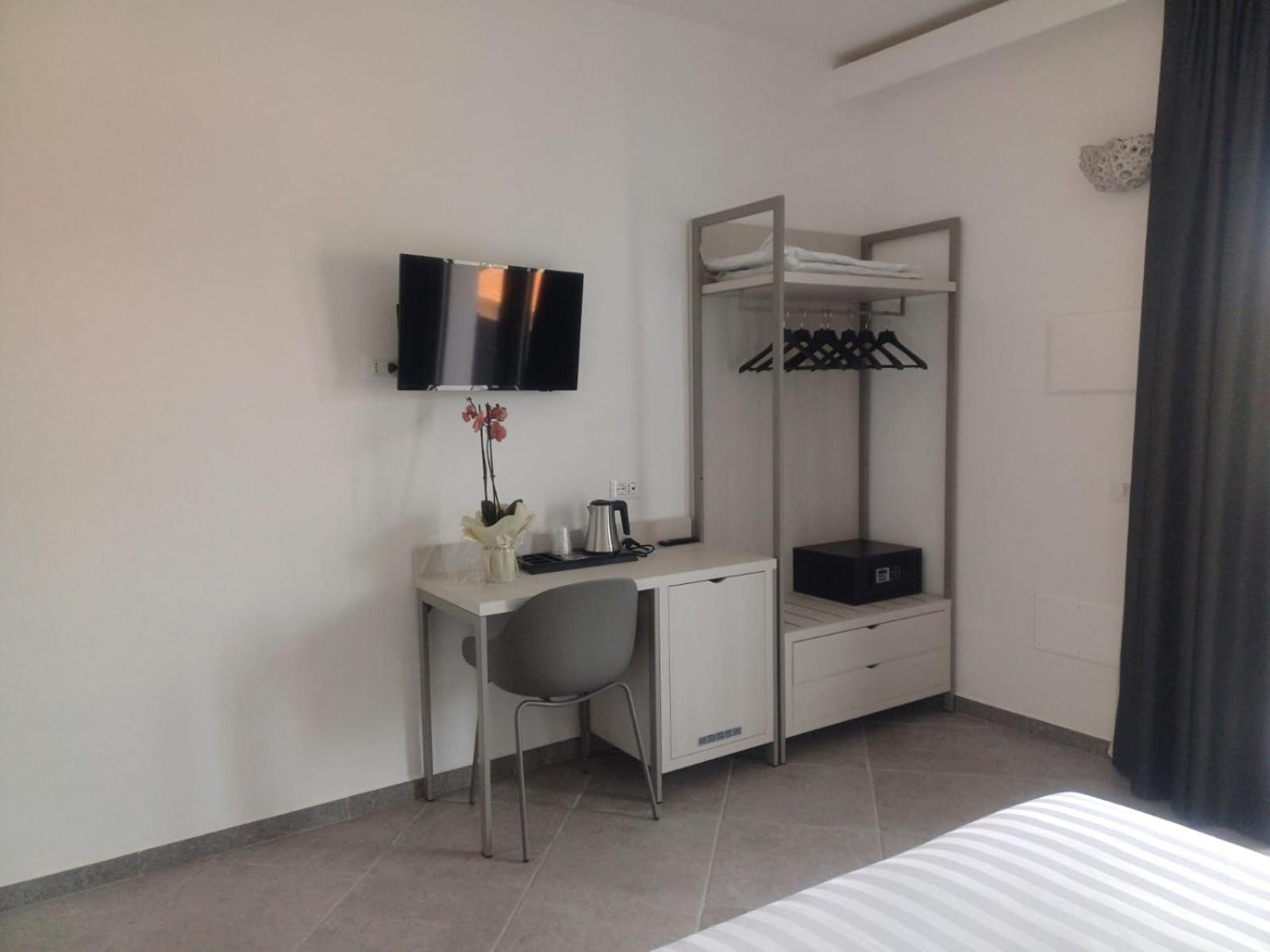Domo Annalisa Hotel Tortoli Bagian luar foto